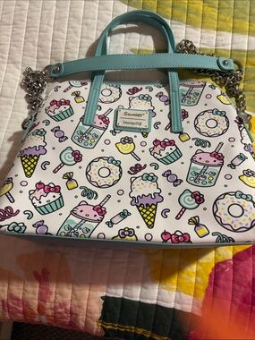 Loungefly x Sanrio Hello Kitty White Satchel w/ matching wallet/card case,